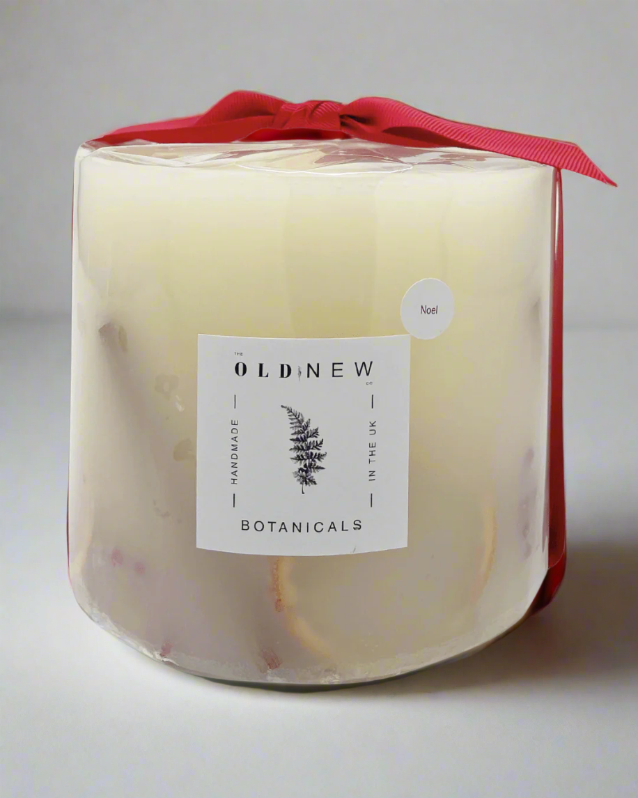 The Old And New Company 3 Wick Christmas Candle